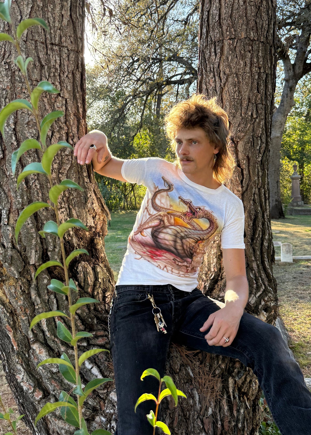 1980s airbrushed dragon tee