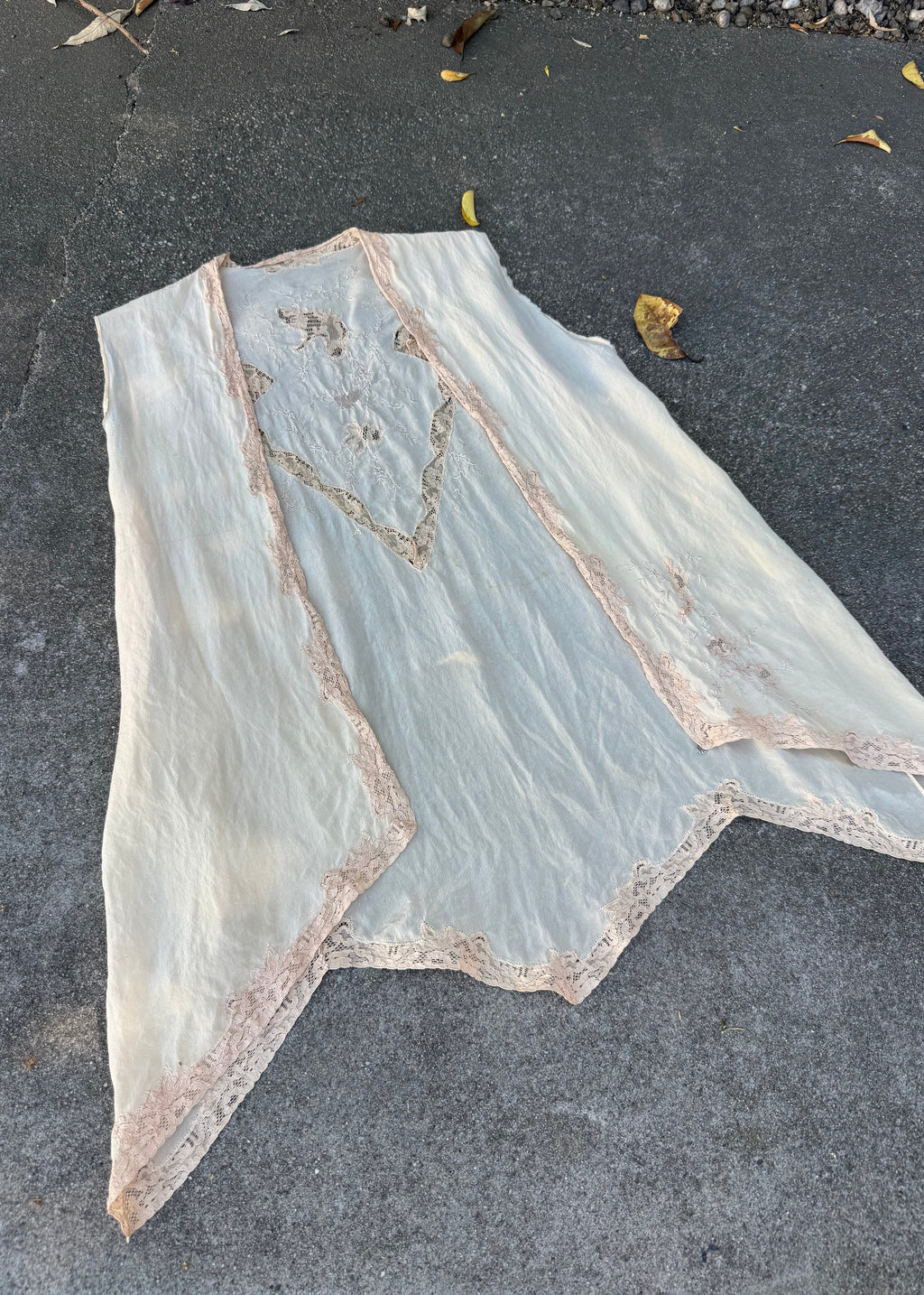 1920s silk vest with lace arrow motif