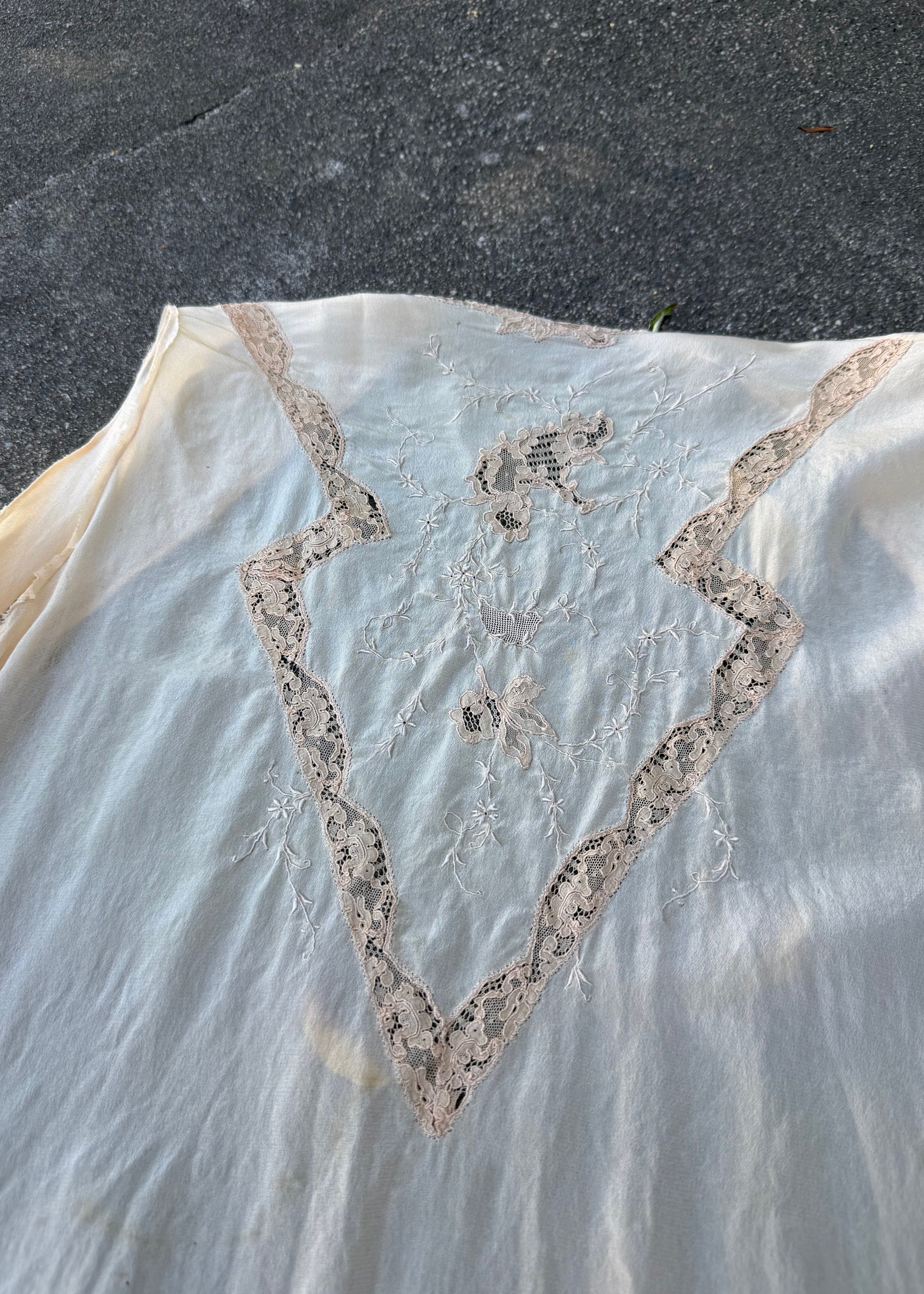 1920s silk vest with lace arrow motif