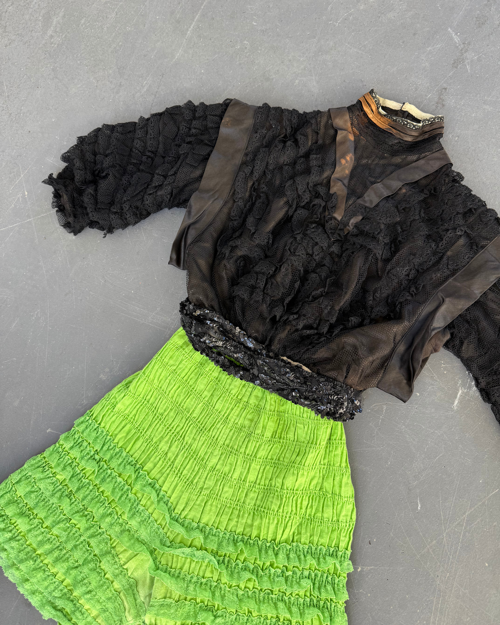 Late Victorian lace ruffle mourning bodice