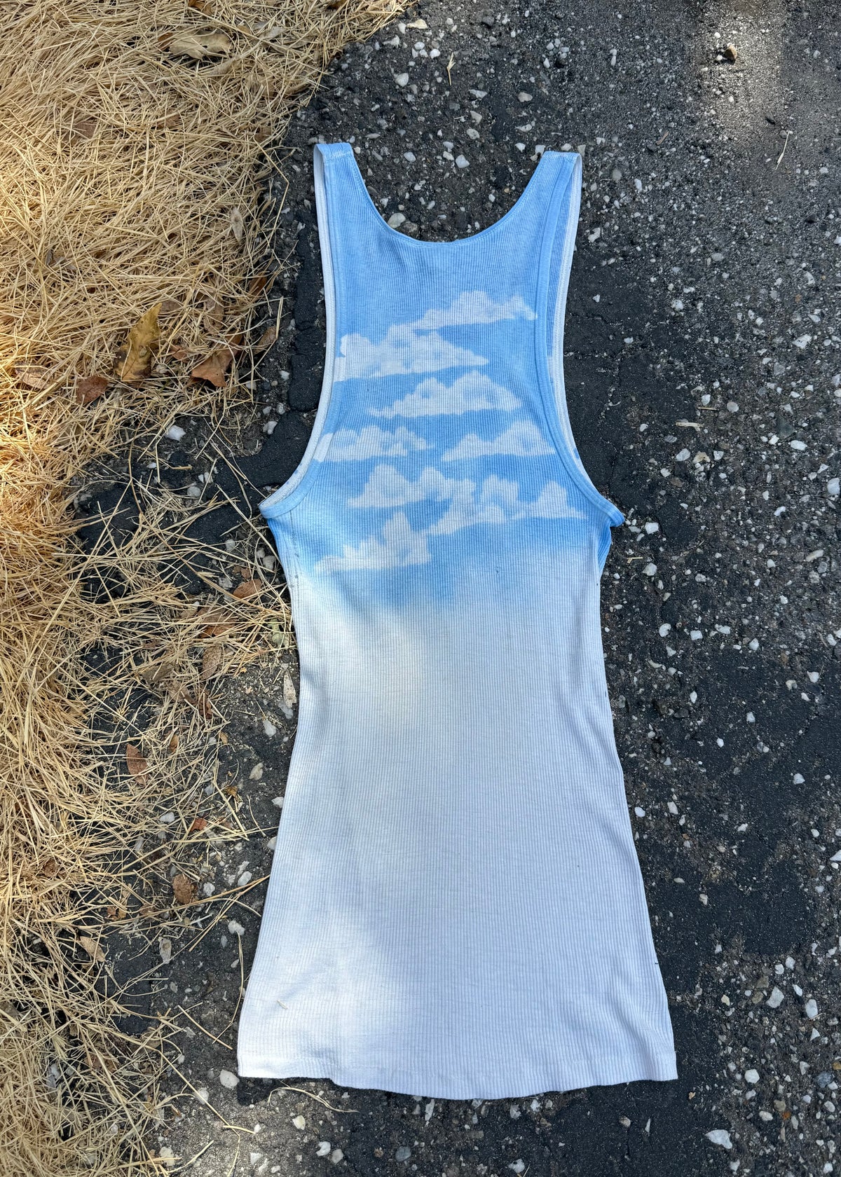 1970s airbrushed clouds tank top