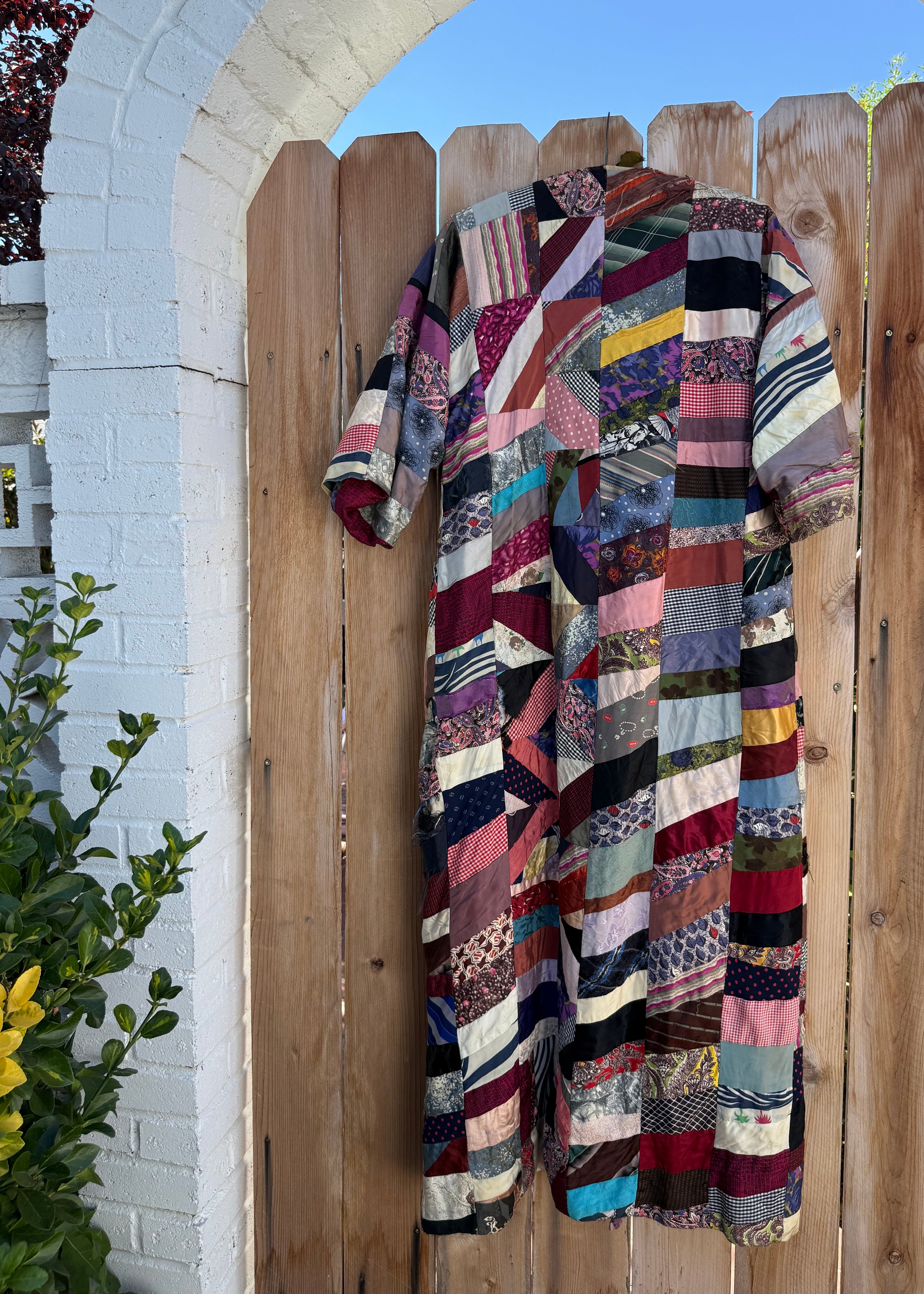Crazy quilt robe