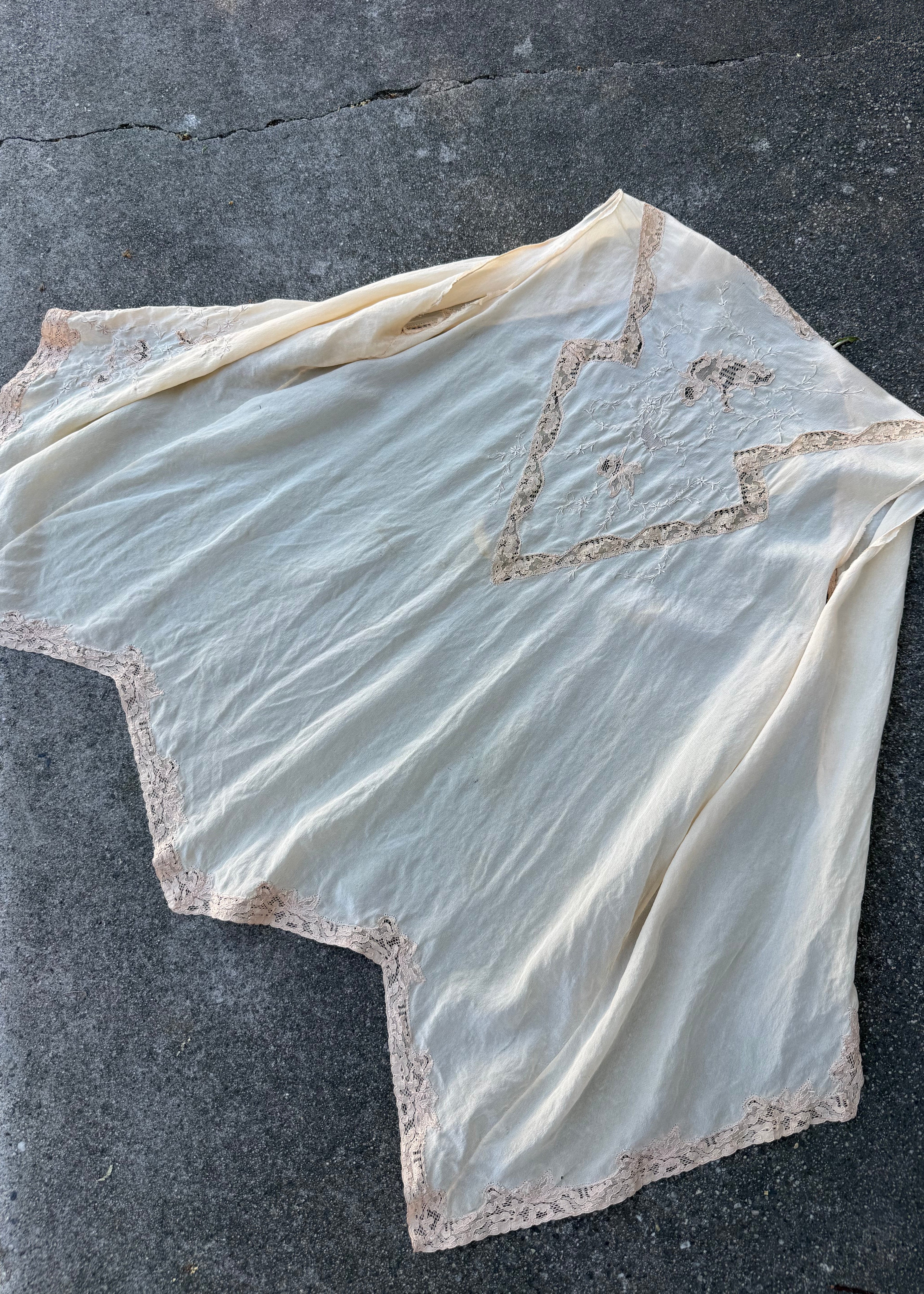 1920s silk vest with lace arrow motif